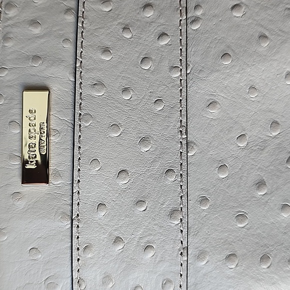 KATE SPADE Elegant Cream Handbag - Picture 2 of 11